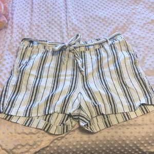 Striped paper bag shorts with waist tie
